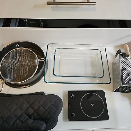 95qm Erdgeschosswohnung Im Villenviertel Vollausgestattet Mit Kamin, Balkon Und Garten - Wlan Gratis